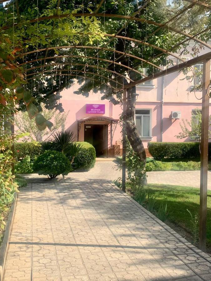 Armon Apart Hotel Choedzjand Buitenkant foto